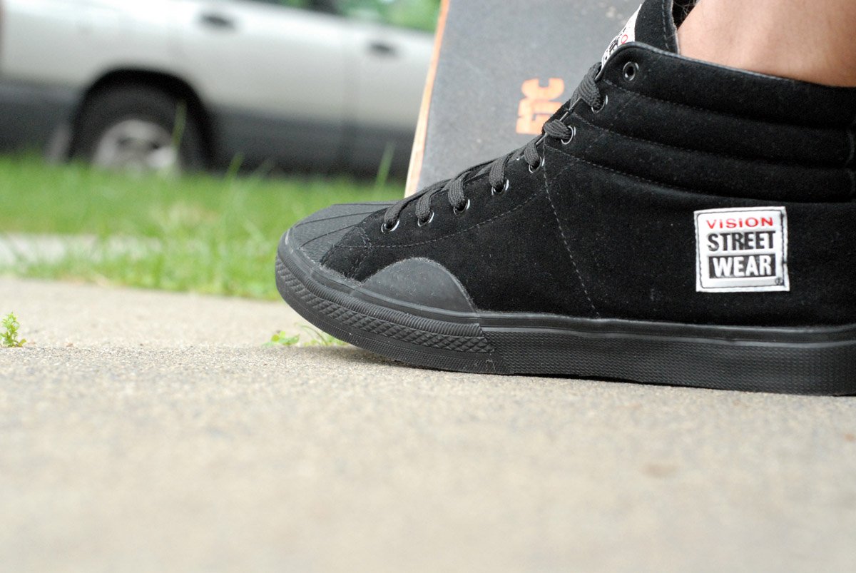 Vision Street Wear Retro Suede Hi
