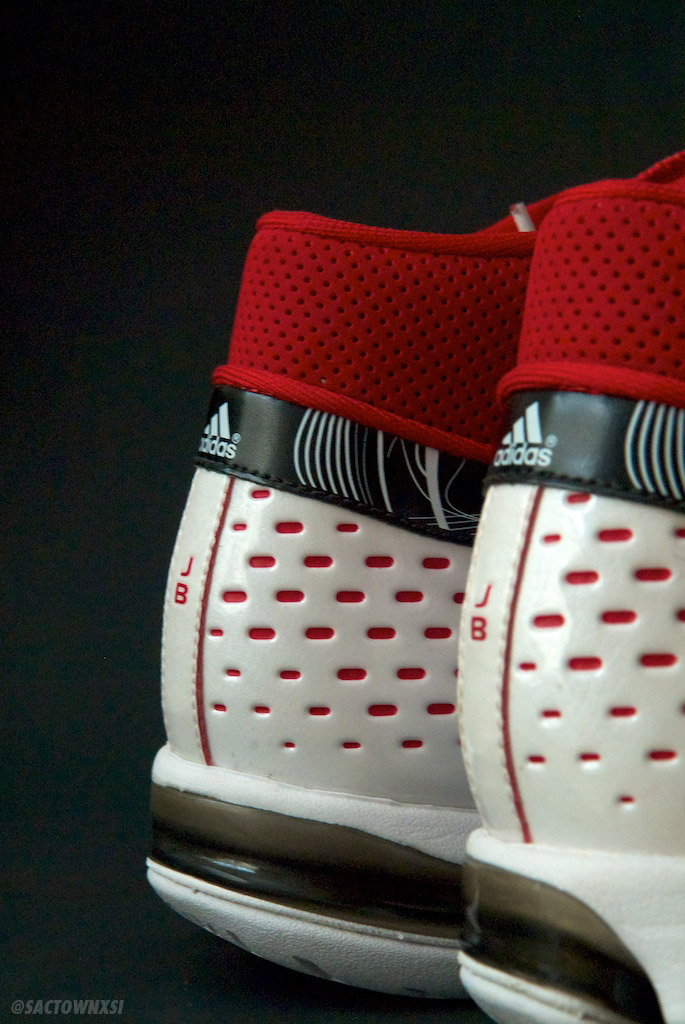 adidas Player Exclusives: Jerryd Bayless TS Creator Blazers Home