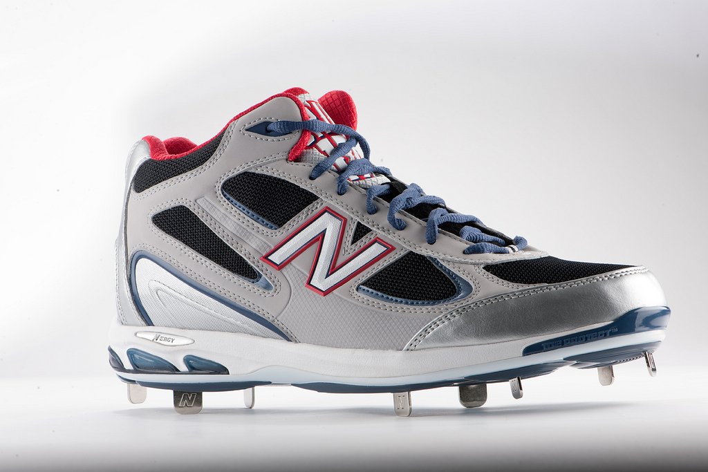 Best Cleats of the MLB Postseason: Nelson Cruz Player Exclusive New Balance 1103 Cleats Grey/Black/Red