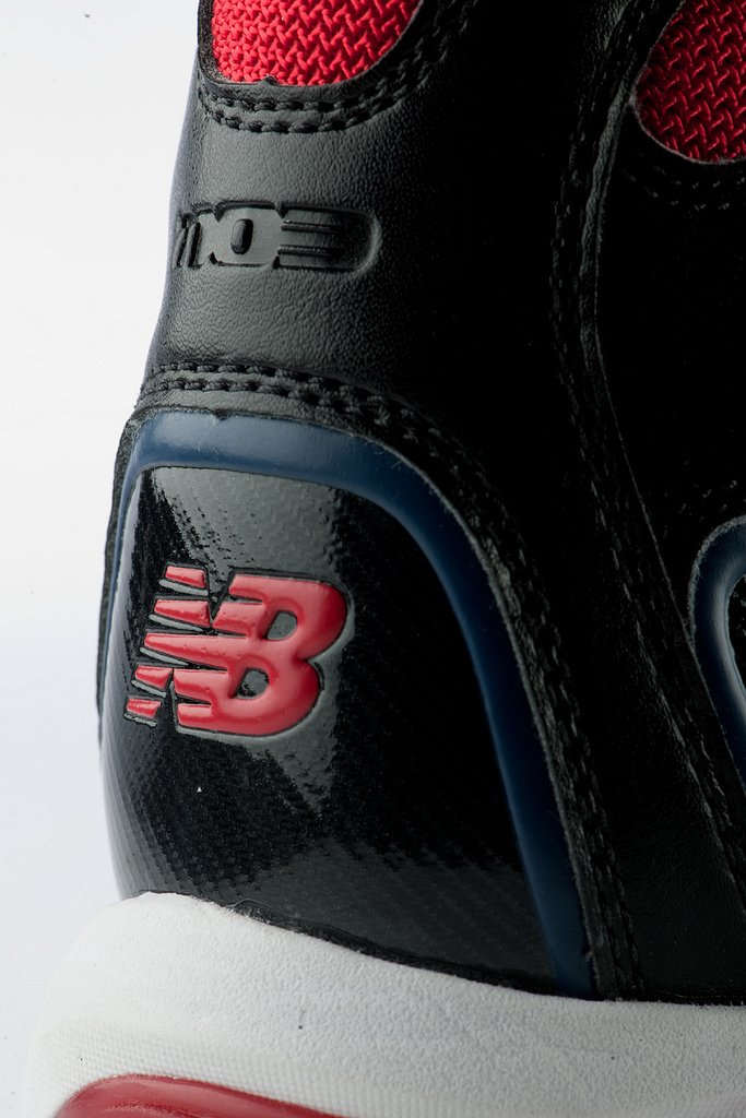 Best Cleats of the MLB Postseason: Nelson Cruz Player Exclusive New Balance 1103 Black/Red