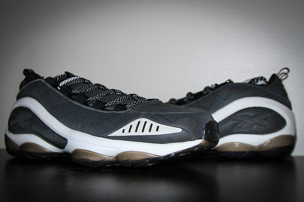 Sneakersnstuff x Reebok DMX Run 10
