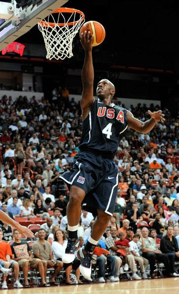 Chauncey Billups wearing the USA colorway of the adidas TS Lightning Creator.